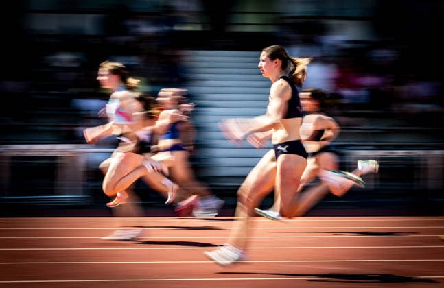 B&S Kurpfalz Gala; Weinheim, 23.05.2026 Impression: Lea Sophie Benzin (GER Cologne Athletics) im 100m-Sprint der Frauen; B&S Kurpfalz Gala am 23.05.2026 im Sepp-Herberger-Stadion in Weinheim (Baden-Württemberg). Copyright: xBEAUTIFULxSPORTS R.xSchmittx