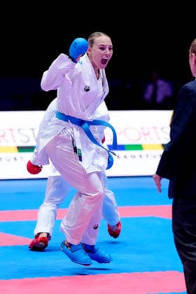 Deutschland: EKF Karate Europameisterschaft Seniors 2026 - Eissporthalle, Frankfurt: Das Female Kumite Team Österreich (Cetin, Devigili, Schuetze, Topalovic) im Kampf um die Bronzemedaille gegen das Team Kroazien (Becirovic, Golombos, Sgardelli, Tomic, Zorko) Frankfurt am Main Eissporthalle Frankfurt Hessen Deutschland Copyright: xKjetilxWaberx