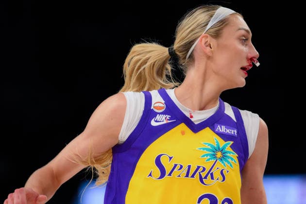 May 24, 2026, Las Vegas, Nevada, USA: The Los Angeles Sparks secured an upset victory over the Las Vegas Aces on May 23, 2026, defeating the defending champions 101-95 on the road at Michelob ULTRA Arena in Las Vegas WNBA, Basketball Damen, USA 2026: Los Angeles Sparks 101-95 Las Vegas Aces  - ZUMAo117 20260524_zsp_o117_005 Copyright: xMikaelxOnax