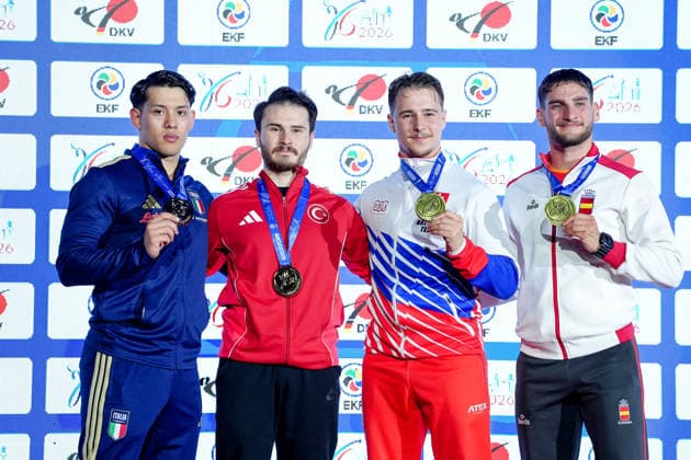 Deutschland: EKF Karate Europameisterschaft Seniors 2026 - Eissporthalle, Frankfurt: Kategorie Kata Male Goldmedaille geht an Ozdemir Enes (TUR) die Silbermedaille an Ghinami Alessio (ITA) und die Bronzemedaillen an Hrcka Roman (SVK) und Martin Romero Raul (ESP) Frankfurt am Main Eissporthalle Frankfurt Hessen Deutschland Copyright: xKjetilxWaberx