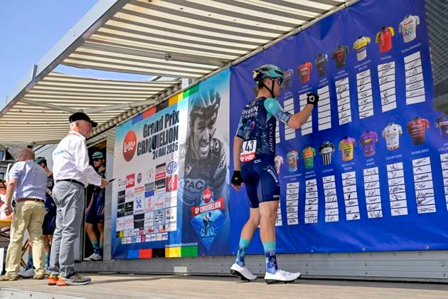 Grand Prix Criquielion 2026 Cycling Race LESSINES, BELGIUM - MAY 24 : Bruttomesso Alberto (ITA) of Bahrain Victorius signing during the 58th edition of Grand Prix Criquielion an UCI Class 1.1 one day cycling road race for Men Elite of km with start in Ath and finish in Lessines on May 24, 2026 in Lessines, Belgium, 24 05 2026 Lessines Belgium  Copyright: xSesx