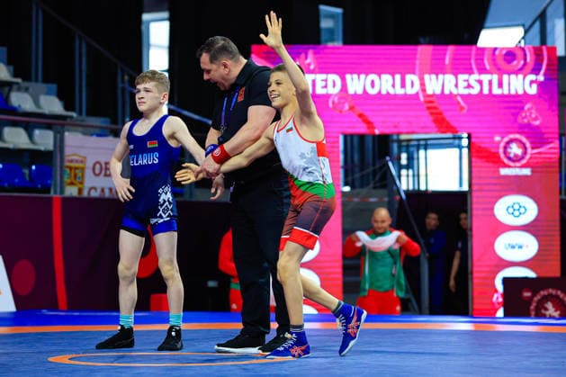 Ringen, U15 EM in Samokov U15 Wrestling European Championships 38kg FS - David Plamenov Petrov (BUL) df. Arseni Hubanau (BLR)