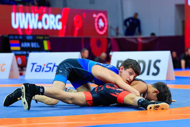 Ringen, U15 EM in Samokov U15 Wrestling European Championships 38kg FS - Yusuf Abdullayev (AZE) df. Rezi Iobidze (GEO)