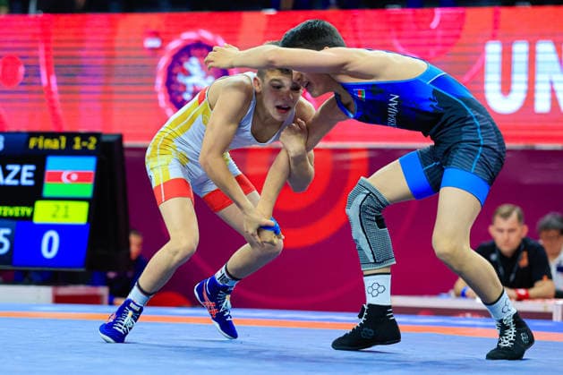 Ringen, U15 EM in Samokov U15 Wrestling European Championships 41kg FS - Simeon Radoslavov Velikov (BUL) df. Elman Kamran Ismayilov (AZE)