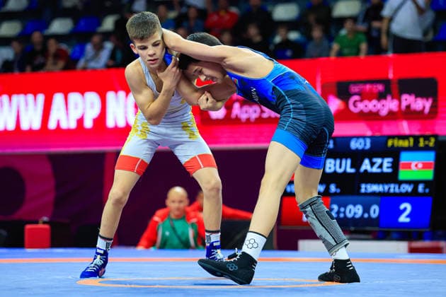 Ringen, U15 EM in Samokov U15 Wrestling European Championships 41kg FS - Simeon Radoslavov Velikov (BUL) df. Elman Kamran Ismayilov (AZE)
