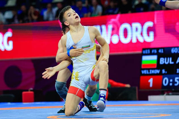 Ringen, U15 EM in Samokov U15 Wrestling European Championships 41kg FS - Simeon Radoslavov Velikov (BUL) df. Elman Kamran Ismayilov (AZE)