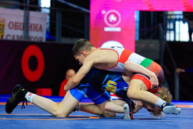 Ringen, U15 EM in Samokov U15 Wrestling European Championships 57kg FS - Yurii Symak (UKR) df. Emre Erkanov Myumyunov (BUL)