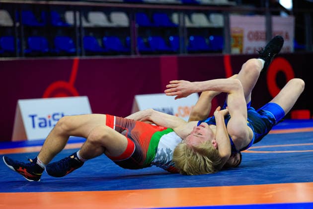 Ringen, U15 EM in Samokov U15 Wrestling European Championships 57kg FS - Yurii Symak (UKR) df. Emre Erkanov Myumyunov (BUL)
