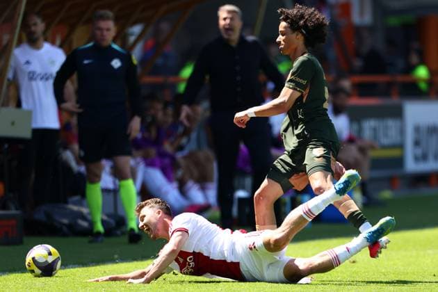 VOLENDAM , 24-05-2026 , Kras Stadium, season 2025 2026 , Play-offs for European football , Dutch Eredivisie Football . Match between Ajax and FC Utrecht , picture shows Ajax player Youri Regeer , FC Utrecht player Gjivai ZechiÃ«l Ajax - Utrecht (play off)  x203934858x Copyright: