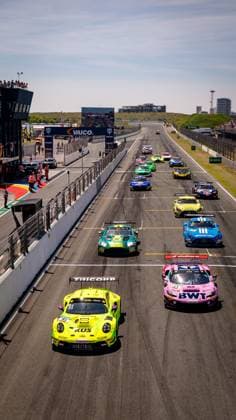 DTM, 3. + 4. Rennen Zandvoort 2026 91 Porsche 911 GT3 R (992), Manthey: Thomas Preining, 14 Ferrari 296 GT3 EVO, EMIL FREY RACING: Matteo Cairoli- picture by Gruppe C Photography Zandvoort Circuit Park Zandvoort Netherlands Copyright: xGruppexCxPhotographyx