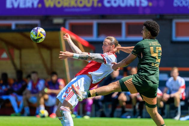 2026-05-24 AFC Ajax v FC Utrecht - Dutch Eredivisie Play-Offs VOLENDAM, NETHERLANDS - MAY 24: Wout Weghorst of Ajax, Rafik El Arguioui of FC Utrecht during the Dutch Eredivisie Play-Offs match between AFC Ajax and FC Utrecht at Kras Stadion on May 24, 2026 in Volendam, Netherlands. Volendam Kras Stadion Netherlands Content not available for redistribution in The Netherlands directly or indirectly through any third parties. Copyright: xMarcelxvanxPlateringenx