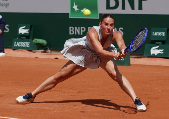 May 24, 2026, Paris, Ile De France, Francja: MARTA KOSTYUK of Ukraine during the match against O. Selekhmeteva of Spain in the first round of tennis tournament Roland Garros, Paris, France. Kostyuk won 6:2, 6:3, Tennis, Roland Garros 2026 - Marta Kostyuk 6:2, 6:3  - ZUMAc278 20260524_zsp_c278_017 Copyright: xMarcinxCholewinskix