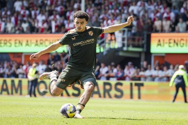 VOLENDAM - Rafik El Arguioui of FC Utrecht takes a penalty during the Conference League play-off final match between AFC Ajax and FC Utrecht at the Kras Stadium on 24 May 2026 in Volendam, the Netherlands. SONNY LENSEN ANP Play-offs Conference League - FINAL 2025-2026 xVIxANPxSportx xxANPxIVx 559235099 originalFilename: 559235099.jpg