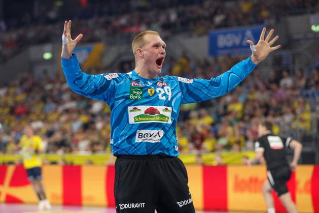 24.05.2026, xgox, Handball - Daikin HBL Rhein-Neckar Löwen - SC Magdeburg emspor, v.l. David Spaeth (Rhein-Neckar Loewen, 29) Jubelt ueber gehaltenen Ball, abgewehrt, gehalten, Torhueter Mannheim