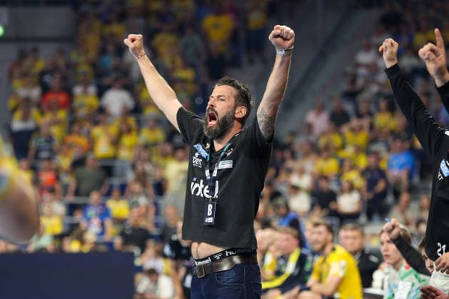 24.05.2026, xgox, Handball - Daikin HBL Rhein-Neckar Löwen - SC Magdeburg emspor, v.l. Bennet Wiegert (Magdeburg, Trainer) Jubel, Torjubel, jubelt ueber das Tor, celebrate the goal, celebration Mannheim
