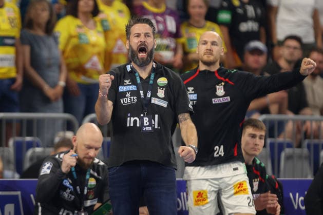 24.05.2026, xtgx, Handball, Daikin HBL, Rhein Neckar Löwen - SC Magdeburg v.l. Bennet Wiegert (Magdeburg, Trainer) Jubel, Torjubel, jubelt ueber das Tor, celebrate the goal, celebration Mannheim