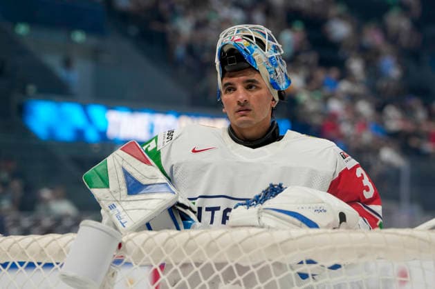 FRIBOURG, SWITZERLAND - MAY 24: goalkeeper Davide Fadani of Italy during the 2026 IIHF Ice hockey, Eishockey World Championship, WM, Weltmeisterschaft Switzerland game between Denmark and Italy at BCF Arena on May 24, 2026 in Fribourg, Fribourg. Fribourg BCF Arena Fribourg Switzerland Copyright: xJustPictures.ch JarixPestelaccix jp-en-EuSpIm-JP6_JAR_Denmark_Italy_24May2026_00020