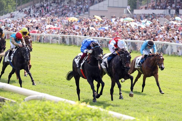 24.05.2026, Hoppegarten, Brandenburg, GER - Gua Lipa (links) mit Andrea Ricupa gewinnt das Diana-Trial. Galopprennbahn Hoppegarten. () 260524D704HOPPEGARTEN.JPG