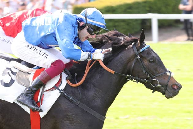 24.05.2026, Hoppegarten, Brandenburg, GER - Gua Lipa mit Andrea Ricupa gewinnt das Diana-Trial. Galopprennbahn Hoppegarten. () 260524D711HOPPEGARTEN.JPG