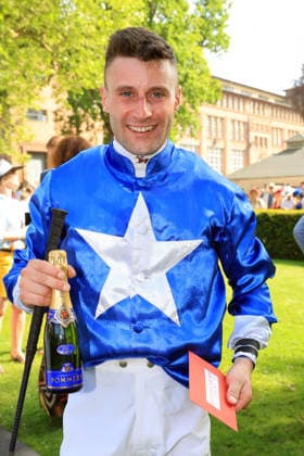 24.05.2026, Hoppegarten, Brandenburg, GER - Jockey Andrea Ricupa im Portrait. Galopprennbahn Hoppegarten. () 260524D725HOPPEGARTEN.JPG