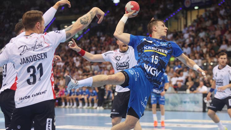 Stuttgart , Handball Daikin Bundesliga TVB Stuttgart vs. SG Flensburg-Handewitt , Simone Mengon ( TVB )