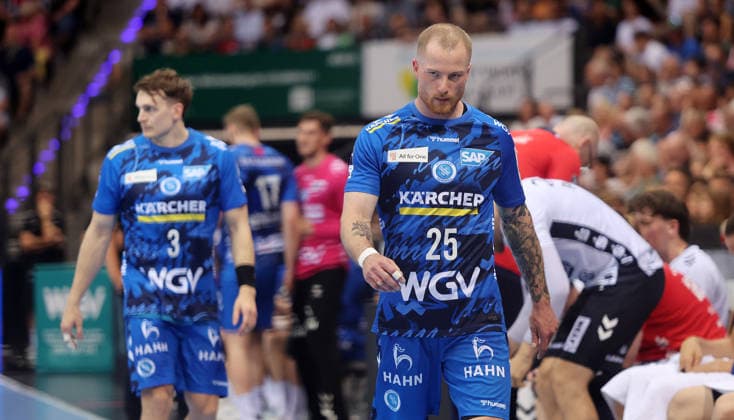 Stuttgart , Handball Daikin Bundesliga TVB Stuttgart vs. SG Flensburg-Handewitt , Patrick Zieker ( TVB )
