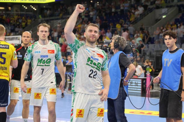 24.05.2026, xtgx, Handball, Daikin HBL, Rhein Neckar Löwen - SC Magdeburg v.l. Lukas Mertens (Magdeburg, 22) Jubel ueber den Sieg, Jubel nach Spielende Mannheim