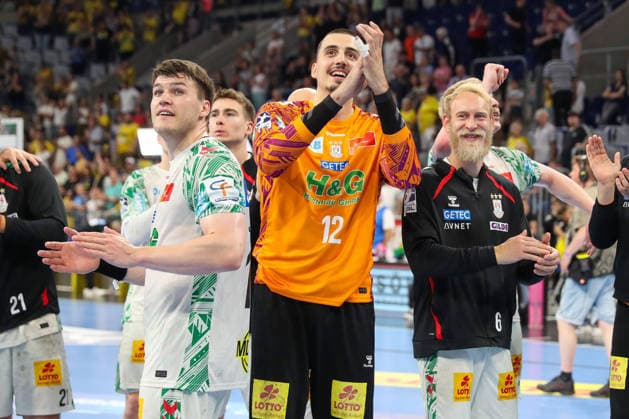 24.05.2026, xgox, Handball - Daikin HBL Rhein-Neckar Löwen - SC Magdeburg emspor, v.l. Elvar Oern Jonsson (Magdeburg, 19), Matej Mandic (Magdeburg, 12), Matthias Musche (Magdeburg, 6) Jubel ueber den Sieg, Jubel nach Spielende Mannheim