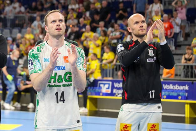 24.05.2026, xgox, Handball - Daikin HBL Rhein-Neckar Löwen - SC Magdeburg emspor, v.l. Omar Ingi Magnusson (Magdeburg, 14), Tim Hornke (Magdeburg, 17) Jubel ueber den Sieg, Jubel nach Spielende Mannheim