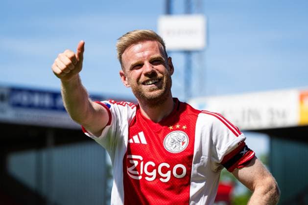 VOLENDAM - Davy Klaassen of AFC Ajax after the Conference League play-off final match between AFC Ajax and FC Utrecht at the Kras Stadium on 24 May 2026 in Volendam, the Netherlands. SONNY LENSEN ANP Play-offs Conference League - FINAL 2025-2026 xVIxANPxSportx xxANPxIVx 559244067 originalFilename: 559244067.jpg