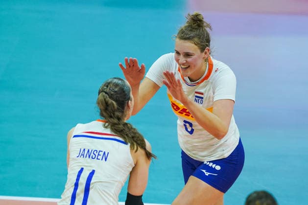 2026-05-24 Netherlands v Germany - Four Nations Cup APELDOORN, NETHERLANDS - MAY 24: Laura Jansen of The Netherlands, Jolien Knollema of The Netherlands during the Four Nations Cup match between Netherlands and Germany at Omnisport on May 24, 2026 in Apeldoorn, Netherlands. Apeldoorn Omnisport Netherlands Content not available for redistribution in The Netherlands directly or indirectly through any third parties. Copyright: xAndrexWeeningx
