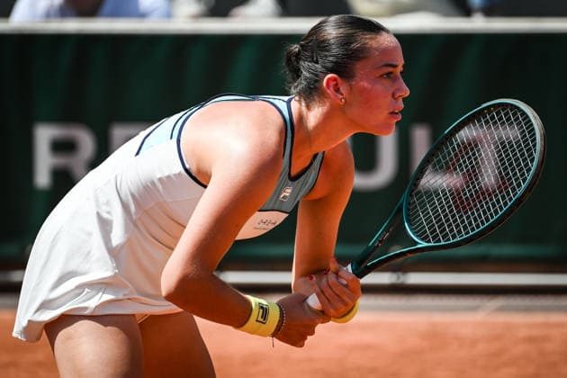 May 24, 2026, Paris, France, France: Tereza VALENTOVA of Czech Republic during the first day of the Roland-Garros 2026, French Open 2026, Grand Slam tennis tournament at Roland-Garros Stadium on May 24, 2026 in Paris, France. Paris France - ZUMAm308 20260524_zsp_m308_018 Copyright: xMatthieuxMirvillex
