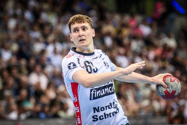 Domen Novak (SG Flensburg-Handewitt, 63) - volle Konzentration beim Sieben-Meter GER, TVB Stuttgart - SG Flensburg-Handewitt, DAIKIN HBL, Handball, Bundesliga, 32. Spieltag, Spielzeit 2025 2026, 24.05.2026 GER, TVB Stuttgart - SG Flensburg-Handewitt, DAIKIN HBL, Handball, Bundesliga, 32. Spieltag, Spielzeit 2025 2026, 24.05.2026 Stuttgart Copyright: xSandyxDinkelackerx EP_SDR