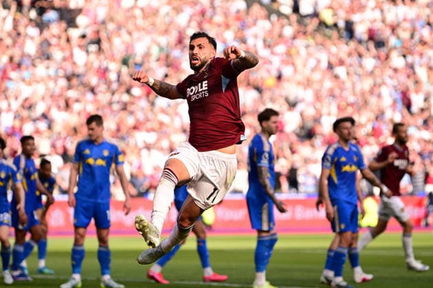 West Ham United v Leeds United, Premier League West Ham United forward Valentin Castellanos (11)celebrates his team s first goal during the Premier League match between West Ham United and Leeds United at the London Stadium, London, UK, on 24 May 2026. London London Stadium UK Editorial use only DataCo restrictions apply See www.football-dataco.com , Copyright: xPaulxBockingx PSI-24301-0058