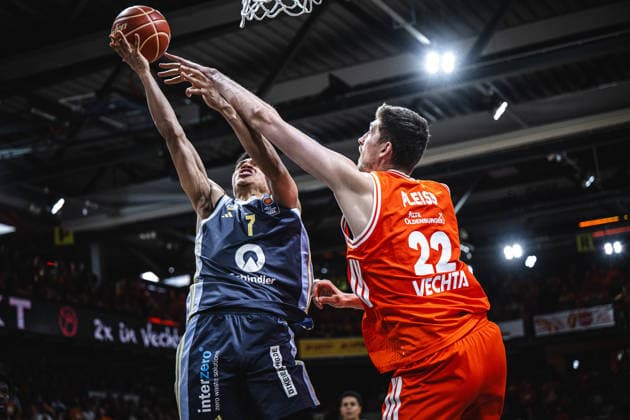 1. Basketball Bundesliga, easyCredit BBL, Saison 2025 2026, Herren, Playoffs, Viertelfinale, Spiel 4, 24.05.2026, RASTA Vechta - ALBA Berlin Jack Kayil ( 7 - ALBA BERLIN) beim Korbleger Vechta RASTA Dome Niedersachsen Deutschland