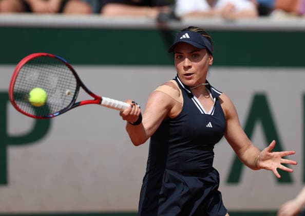 May 24, 2026, Paris, Ile De France, Francja: GABRIELA RUSE of Romania during the match against M. Frech of Poland in the first round of tennis tournament Roland Garros, Paris, France. Ruse lost 6:7 (5-7), 1:2 Paris Francja - ZUMAc278 20260524_zsp_c278_067 Copyright: xMarcinxCholewinskix