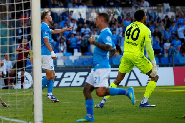 SSC Napoli v Udinese Calcio - Serie A Rasmus Hojlund of SSC Napoli celebrates after scoring during the Serie A match between SSC Napoli and Udinese Calcio at Stadio Diego Armando Maradona Naples Italy on 24 May 2026. Naples Naples Italy  Copyright: xFrancoxRomanox originalFilename:romano-sscnapol260524_npiq2.jpg