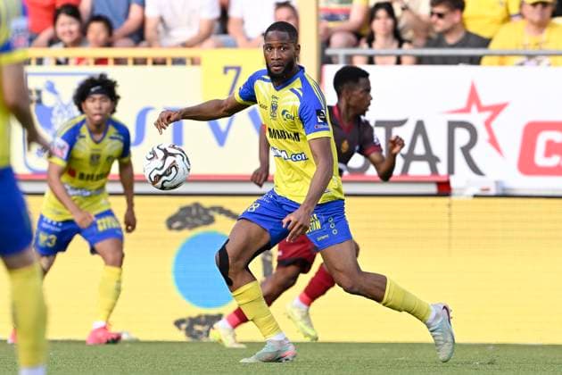 Sint-Truidense VV v KV Mechelen - Jupiler Pro League Champions Play-Off SINT-TRUIDEN, BELGIUM - MAY 24 : Sissako Abdoulaye midfielder of Sint-Truidense VV during the Jupiler Pro League Champions Play-Off match between Sint-Truidense VV and KV Mechelen on May 24, 2026 in Sint-Truiden, Belgium, 24 05 2026 Sint-Truiden Belgium  Copyright: xDhax