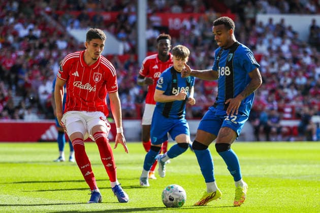 Nottingham Forest v AFC Bournemouth, Premier League Eli Junior Kroupi Of AFC Bournemouth in action during the Nottingham Forest v AFC Bournemouth Premier League match at the City Ground, West Bridgford, England on 23 May 2026 Credit: Lee Keuneke Every Second Media Editorial use only. All images are copyright Every Second Media Limited. No images may be reproduced without prior permission. All rights reserved. Premier League and Football League images are subject to licensing agreements with Football DataCo Limited. see https: www.football-dataco.com Copyright: xIMAGO EveryxSecondxMediax ESM-2007-0097 LeexKeunekex xEveryxSecondxMediax