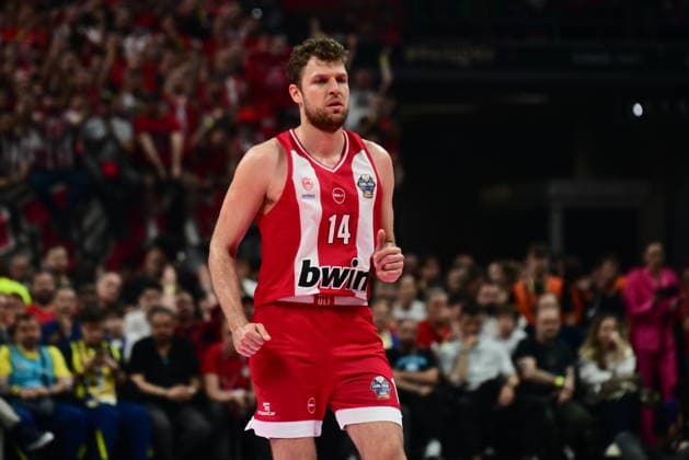 Olympiacos Piraeus v Real Madrid Euroleague Final Four Sasha Vezenkov of Olympiacos during the Euroleague match, Final Four, Final game between Olympiacos Piraeus v Real Madrid played at ATHENS Telekom Center Athens Stadium on May 24nd 2026 in Athens Greece Athens Greece Basketball Copyright: xAgenciaxLOFx