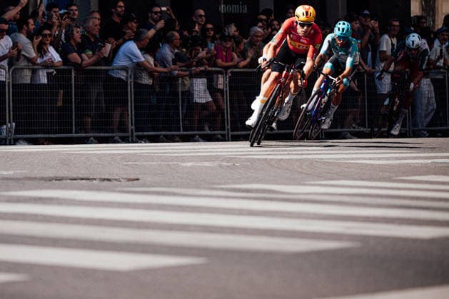 2026 Giro d Italia Stage 15 Picture by Zac Williams SWpix.com - 24 05 2026 - Cycling - 2026 Giro d Italia - Stage 15 - Vogherato Milan - Fredrik Dversnes, Uno-X Mobility. Copyright: x xSWpix.comx(t axPhotographyxHubxLtd)xZacxWilliams SWpix.comx SWP-2645