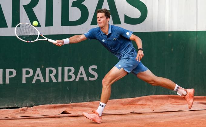Belgian Alexander Blockx pictured during a first round match in the men s singles between Belgian Blockx and Hong Kong s Wong at the Roland Garros French Open tennis tournament, in Paris, France, Sunday 24 May 2026. This year s tournament takes place from 18 May to 07 June. VIRGINIExLEFOUR  x174946094x