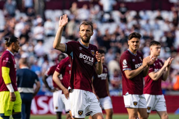 24th May 2026; London Stadium, London, England; Premier League Football, West Ham United versus Leeds United; Tomas Soucek of West Ham waves to the home fans after the final whistle GodfreyxPitt
