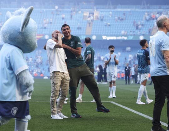Manchester City v Aston Villa, FA Premier League 24.05.26 Manchester City v Aston Villa, FA Premier League Bradley Ormesher The Times Pep Guardiola manager of Manchester City at end of the match with Rodri  Copyright: xBradleyxOrmesherx NINTCHDBPICT001083636099