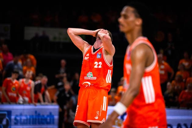 24.05.2026, Rasta Dome, Vechta Basketball, easyCredit Bundesliga, Playoffs Viertelfinale, Rasta Vechta vs. ALBA Berlin Tibor Pleiß Pleiss ( 22 Vechta) enttäuscht enttaeuscht traurig