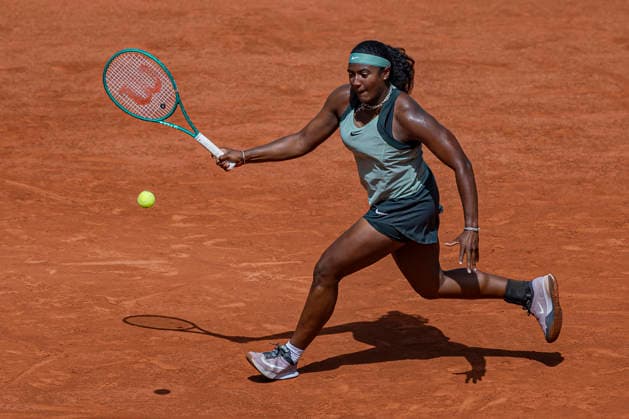 2026 French Open - Day One Hailey Baptiste returns the ball against Barbora Krejcikova at the Roland Garros Grand Slam Tournament on May 24, 2026, in Paris, France. Paris France  Copyright: xRobertxSzaniszlox originalFilename:szaniszlo-notitle260524_npvqN.jpg