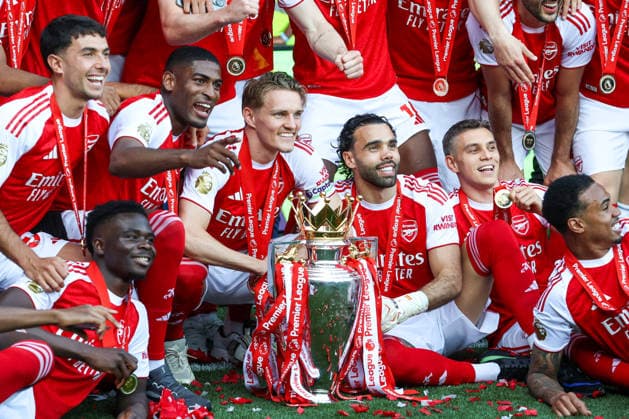 260524 Martin odegaard of Arsenal celebrates with the trophy for winning Premier League after the Premier League football match between Crystal Palace and Arsenal on May 24, 2026 in London. Photo: Daniel Weir BILDBYRAN COP 183 XX0039 fotboll football soccer fotball premier league crystal palace arsenal bbeng jubel Copyright: DANIELxWEIR BB260524ZV069