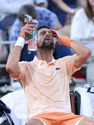 Novak Djokovic of Serbia feels the heat and pours water over his head French Open Tennis, Day One, Tennis, Roland Garros, Paris, France - 24 May 2026Paris Roland Garros France EDITORIAL USE ONLY No use with unauthorised audio, video, data, fixture lists, club league logos or live services. Online in-match use limited to 120 images, no video emulation. No use in betting, games or single club league player publications.  Copyright: xEllaxLing Shutterstockx 16889886t
