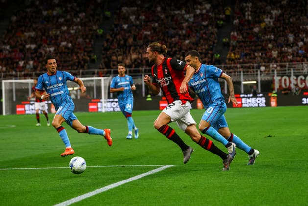 AC Milan v Cagliari Calcio - Serie A Adrien Rabiot in action during the Serie A match between AC Milan and Cagliari Calcio at Giuseppe Meazza in Milan, Italy, on May 24, 2026. Milano Milano Italy  Copyright: xMairoxCinquettix originalFilename:cinquetti-acmilanv260524_npVqW.jpg