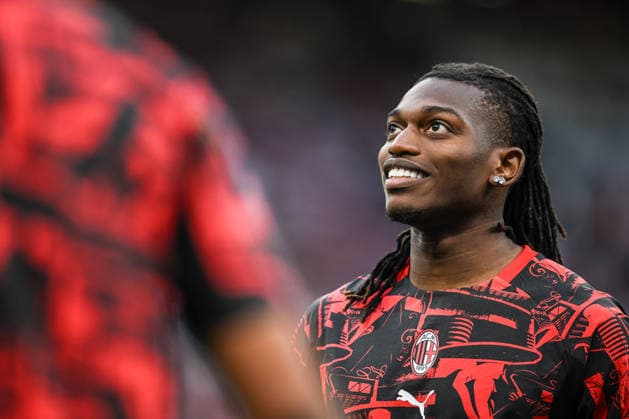 AC Milan v Cagliari Calcio - Serie A Rafael Leao of AC Milan warms up prior to the Italian Serie A football match between AC Milan and Cagliari Calcio at Giuseppe Meazza San Siro stadium in Milan, Italy, on May 24, 2026. Milano Italy  Copyright: xTizianoxBallabiox originalFilename:ballabio-acmilana260524_npn8C.jpg